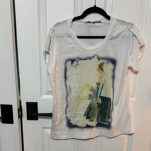 Chic White Graphic Tee with Artistic Design